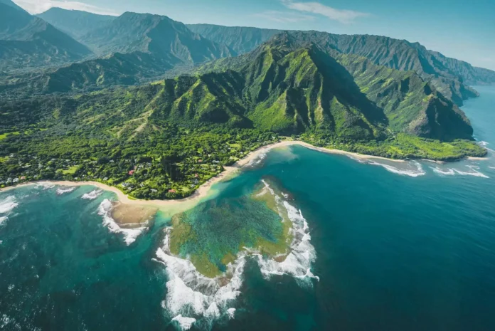 Hawaii's Top 10 Tourist Attractions Destinations